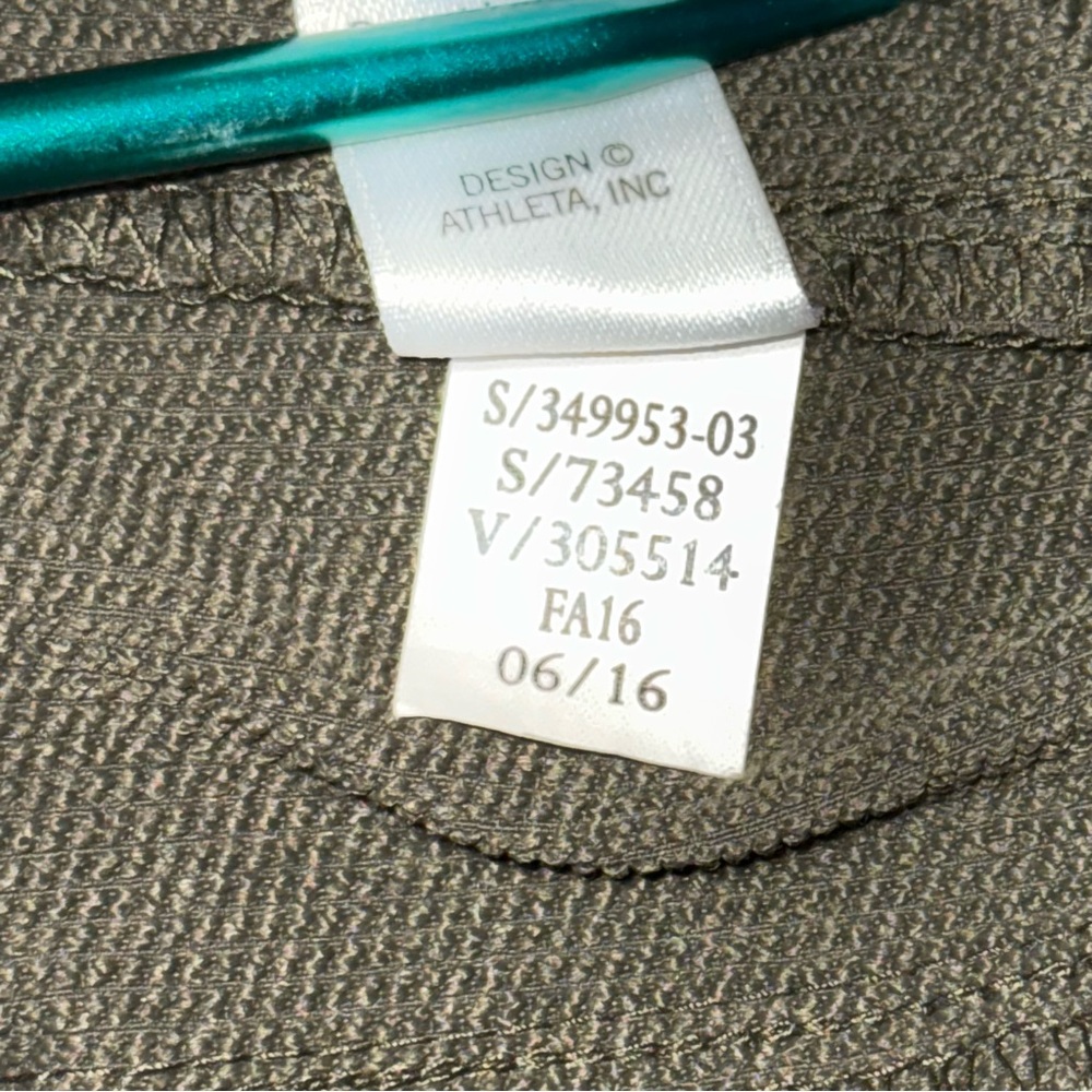 Athleta Wander Skinny Pants olive green Low-rise Women’s Size 4 - Picture 8 of 12